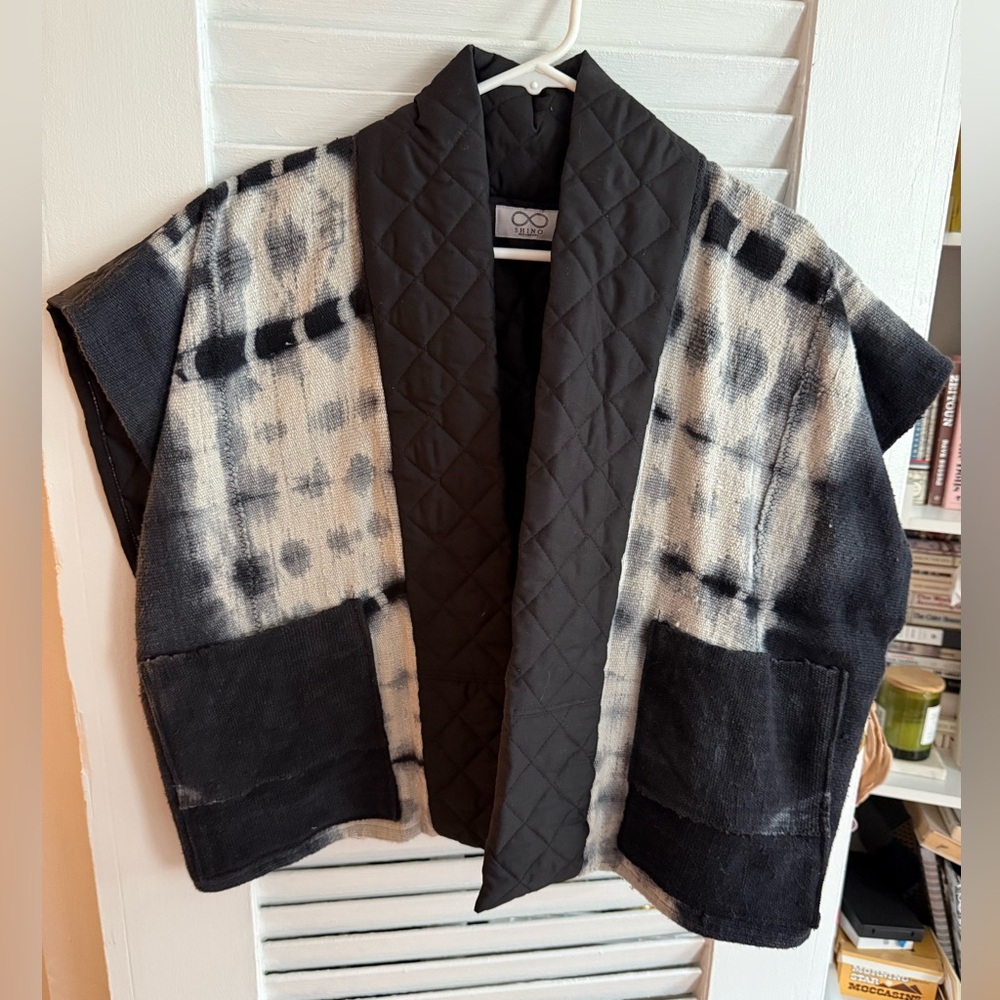 Black and White Women's Kimono Jacket/vest